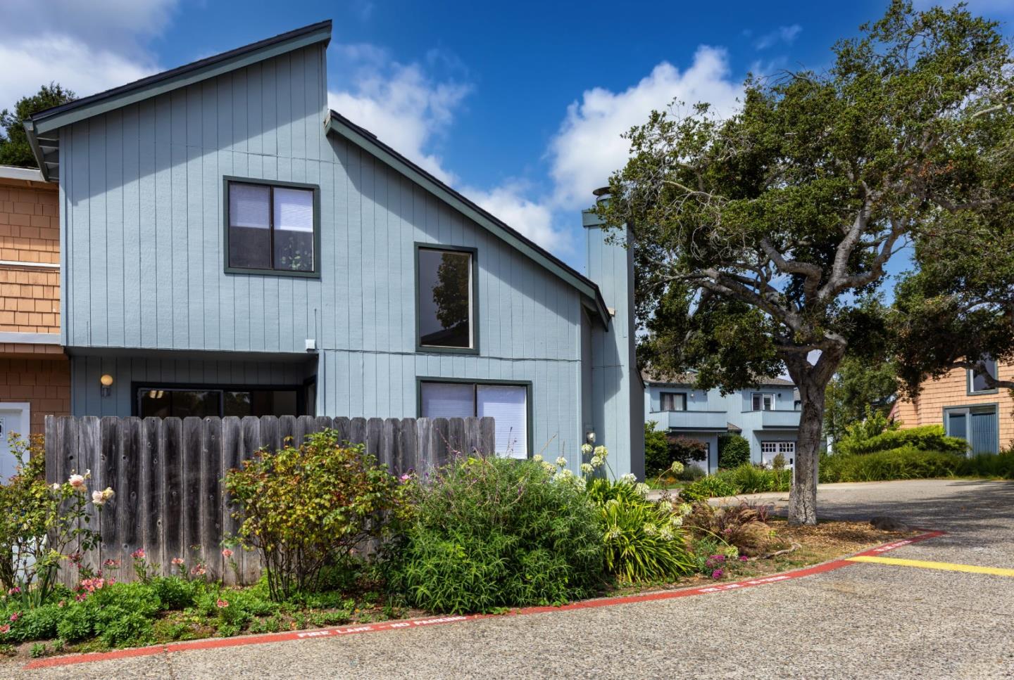 Detail Gallery Image 22 of 37 For 1901 Courtyard Dr #D,  Capitola,  CA 95010 - 2 Beds | 1/1 Baths