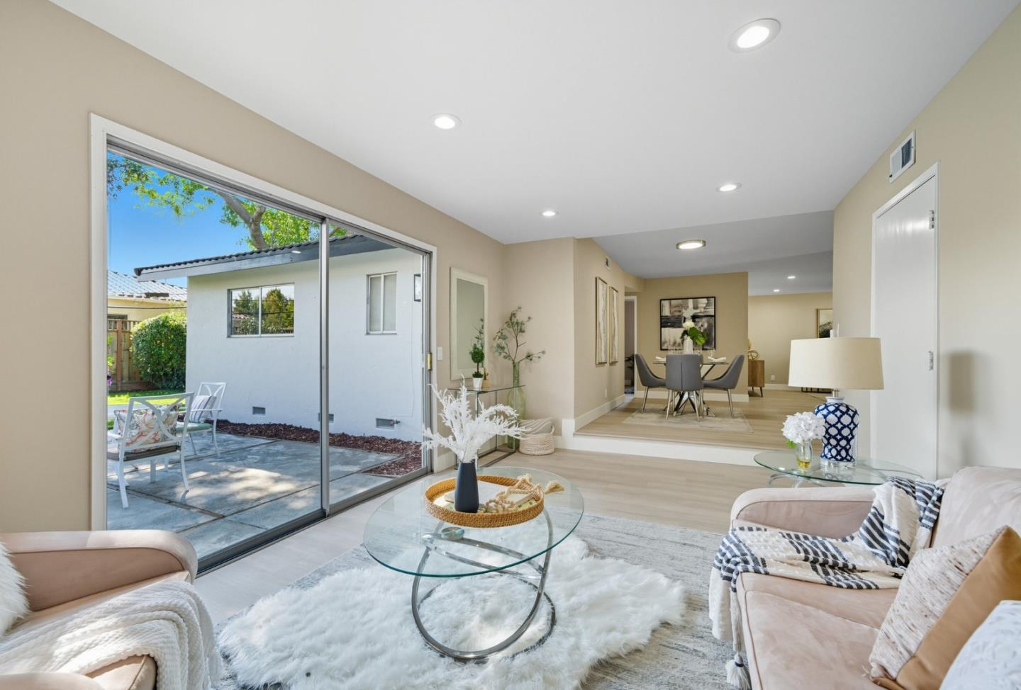 Detail Gallery Image 19 of 42 For 998 Cera Dr, San Jose,  CA 95129 - 4 Beds | 2 Baths