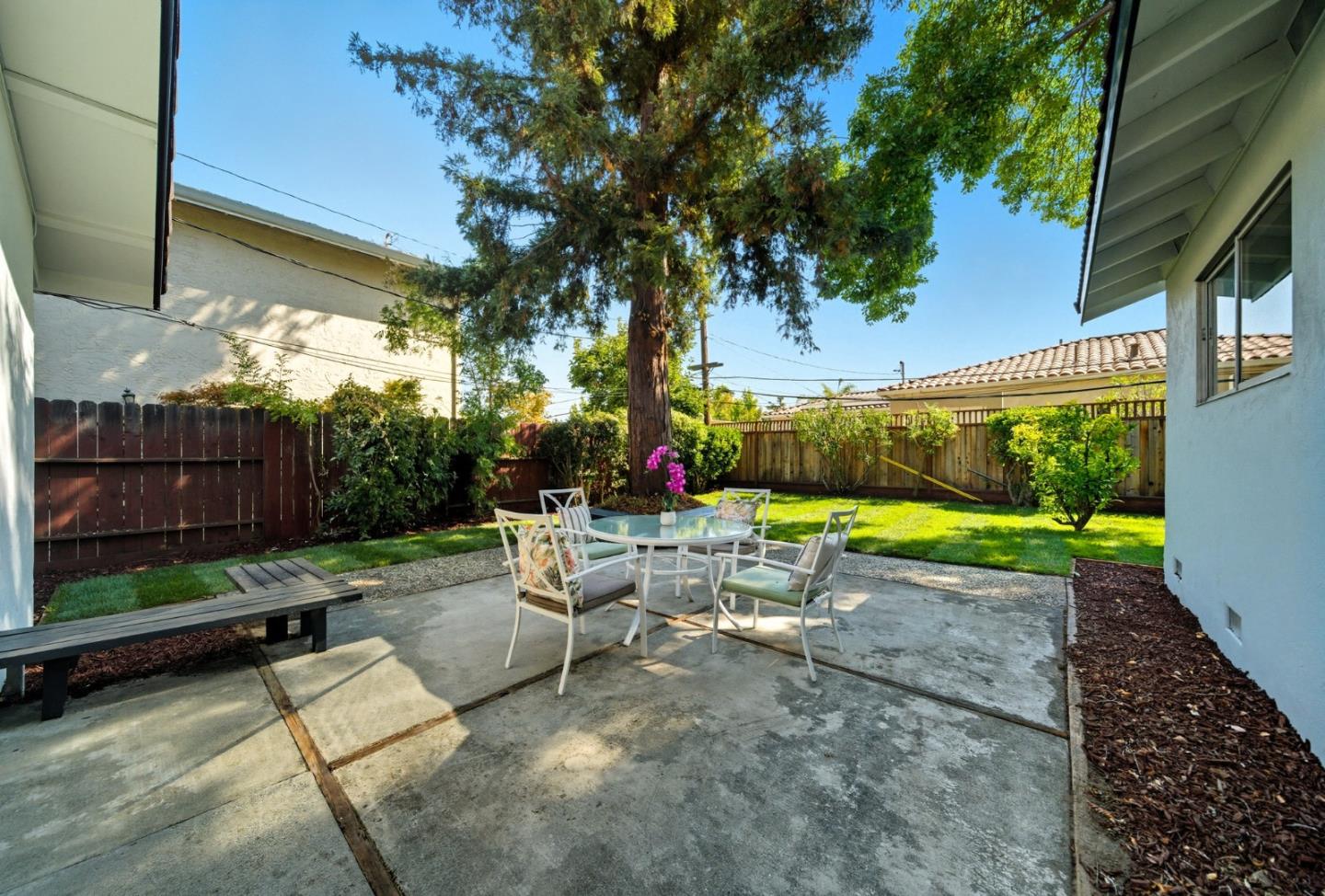 Detail Gallery Image 32 of 42 For 998 Cera Dr, San Jose,  CA 95129 - 4 Beds | 2 Baths