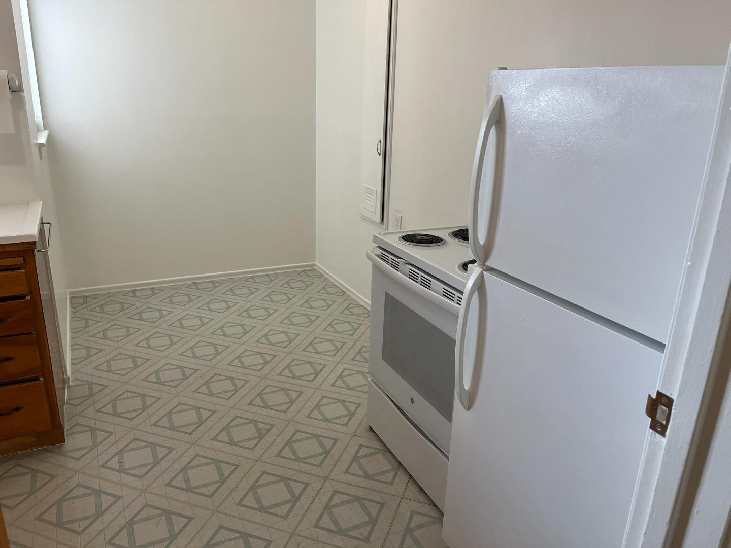 Detail Gallery Image 7 of 18 For 2028-2030 Taraval St, San Francisco,  CA 94116 - – Beds | – Baths