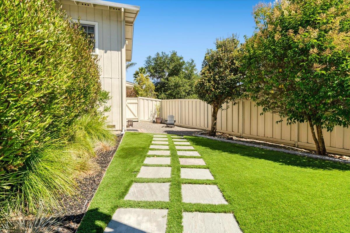 Detail Gallery Image 39 of 45 For 455 Calle Del Sol, Aptos,  CA 95003 - 4 Beds | 3/2 Baths