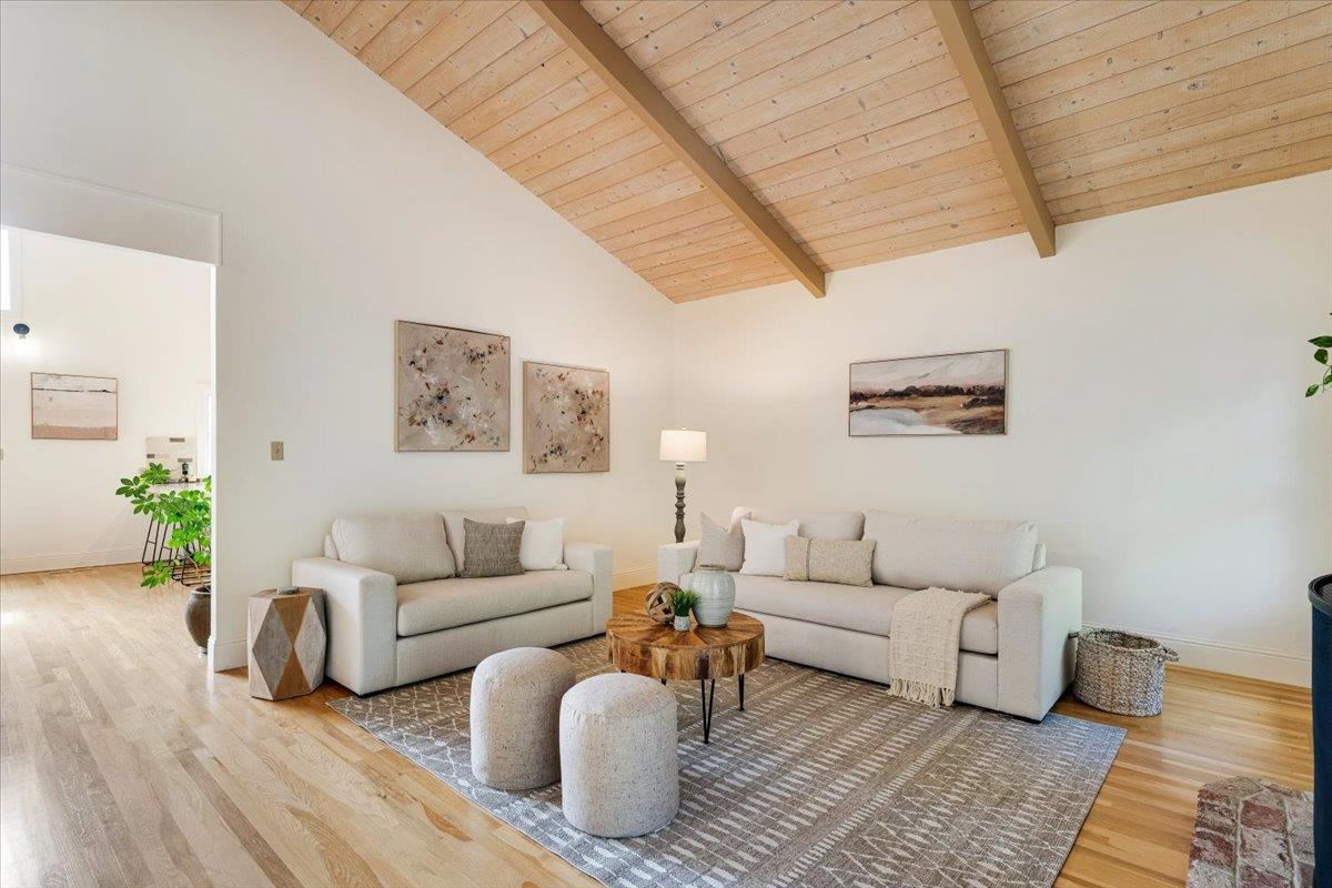 Detail Gallery Image 6 of 45 For 455 Calle Del Sol, Aptos,  CA 95003 - 4 Beds | 3/2 Baths