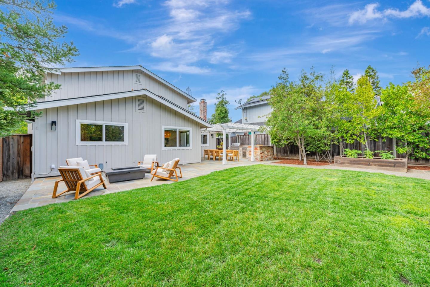 Detail Gallery Image 29 of 31 For 3852 Jefferson Ave, Redwood City,  CA 94062 - 3 Beds | 2/1 Baths