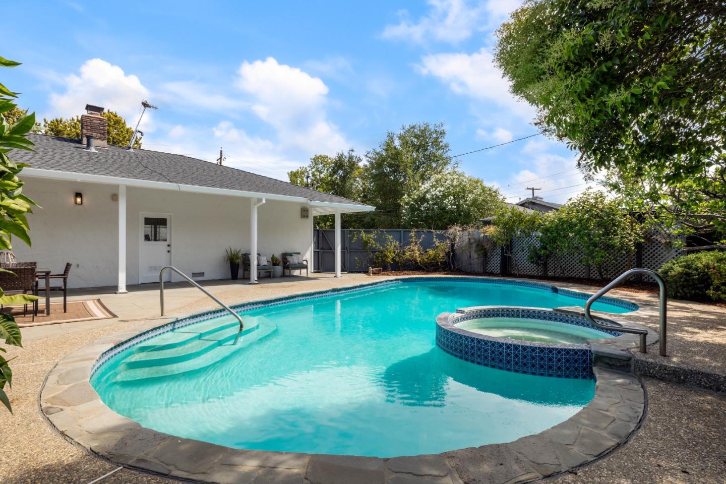 Detail Gallery Image 27 of 27 For 822 Amber Ln, Los Altos,  CA 94024 - 3 Beds | 2/1 Baths