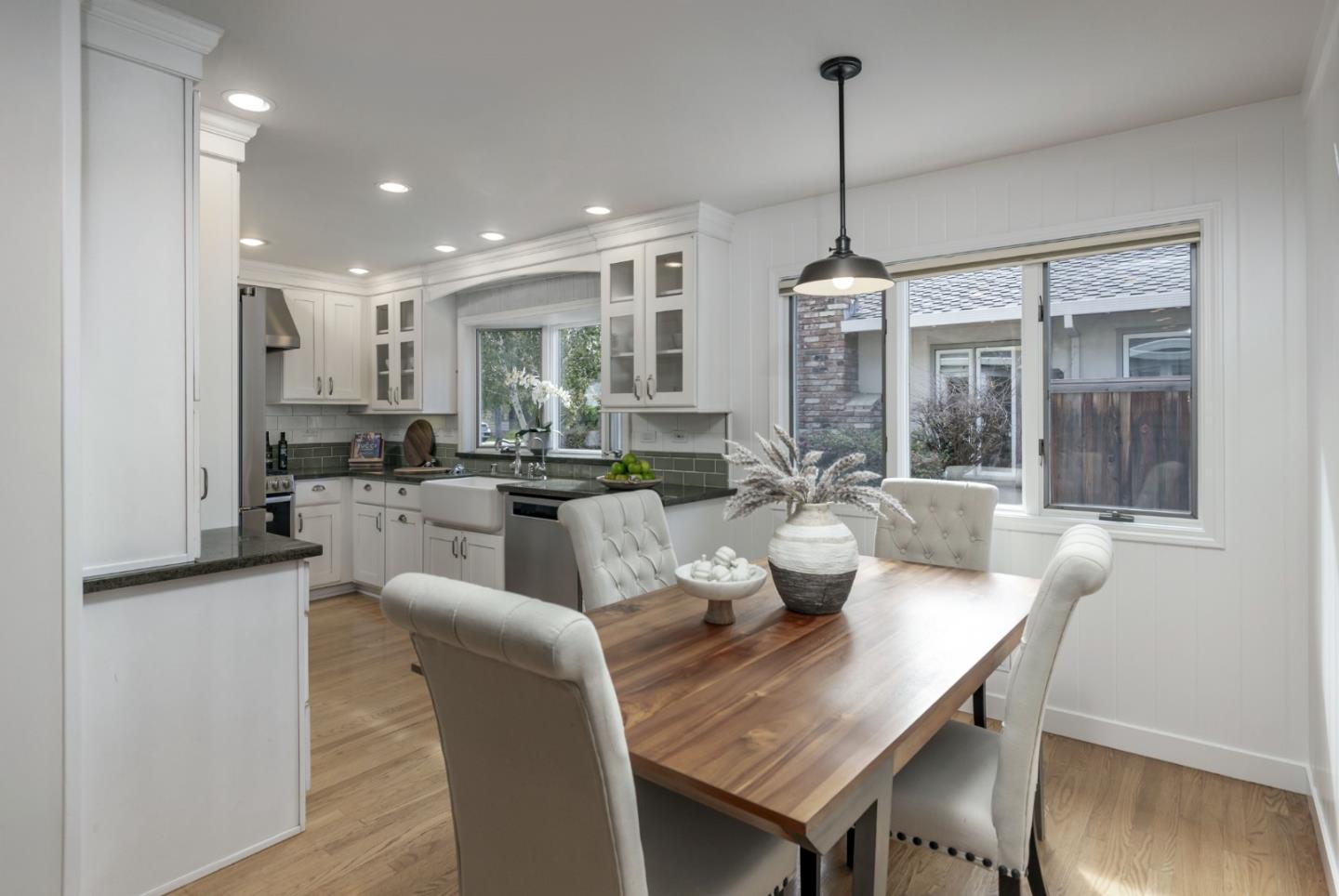 Detail Gallery Image 10 of 42 For 2119 Harmil Way, San Jose,  CA 95125 - 4 Beds | 3/1 Baths