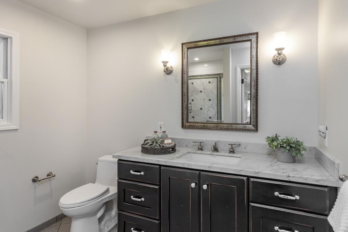 Detail Gallery Image 18 of 42 For 2119 Harmil Way, San Jose,  CA 95125 - 4 Beds | 3/1 Baths