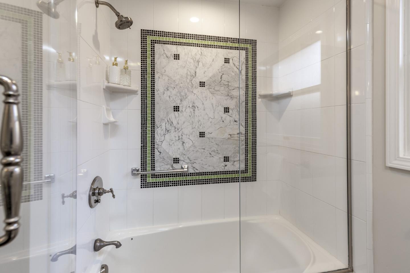 Detail Gallery Image 19 of 42 For 2119 Harmil Way, San Jose,  CA 95125 - 4 Beds | 3/1 Baths