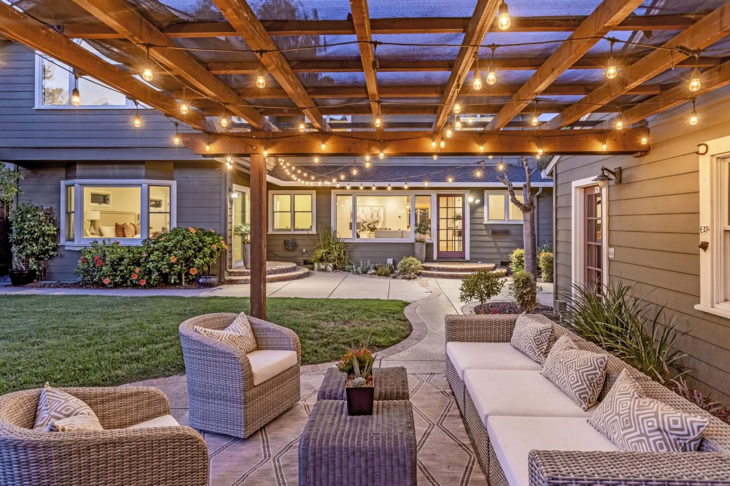 Detail Gallery Image 36 of 42 For 2119 Harmil Way, San Jose,  CA 95125 - 4 Beds | 3/1 Baths