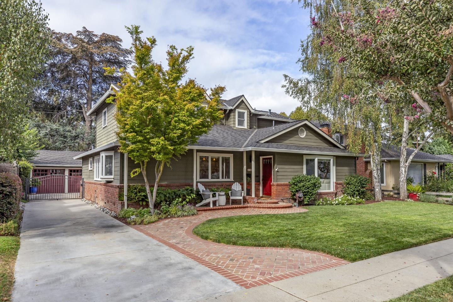 Detail Gallery Image 4 of 42 For 2119 Harmil Way, San Jose,  CA 95125 - 4 Beds | 3/1 Baths