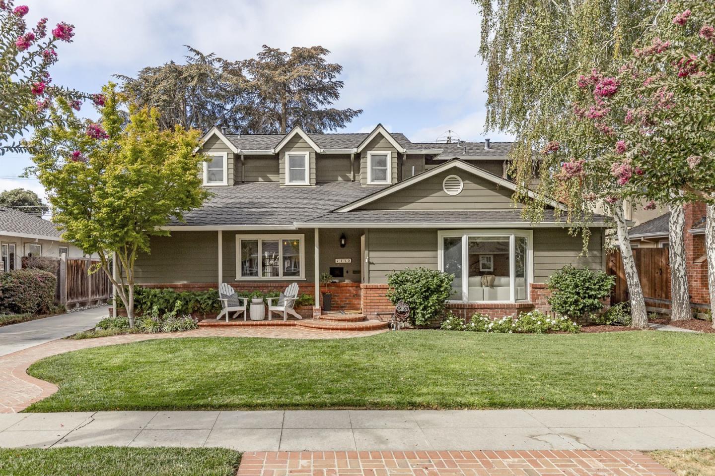Detail Gallery Image 5 of 42 For 2119 Harmil Way, San Jose,  CA 95125 - 4 Beds | 3/1 Baths