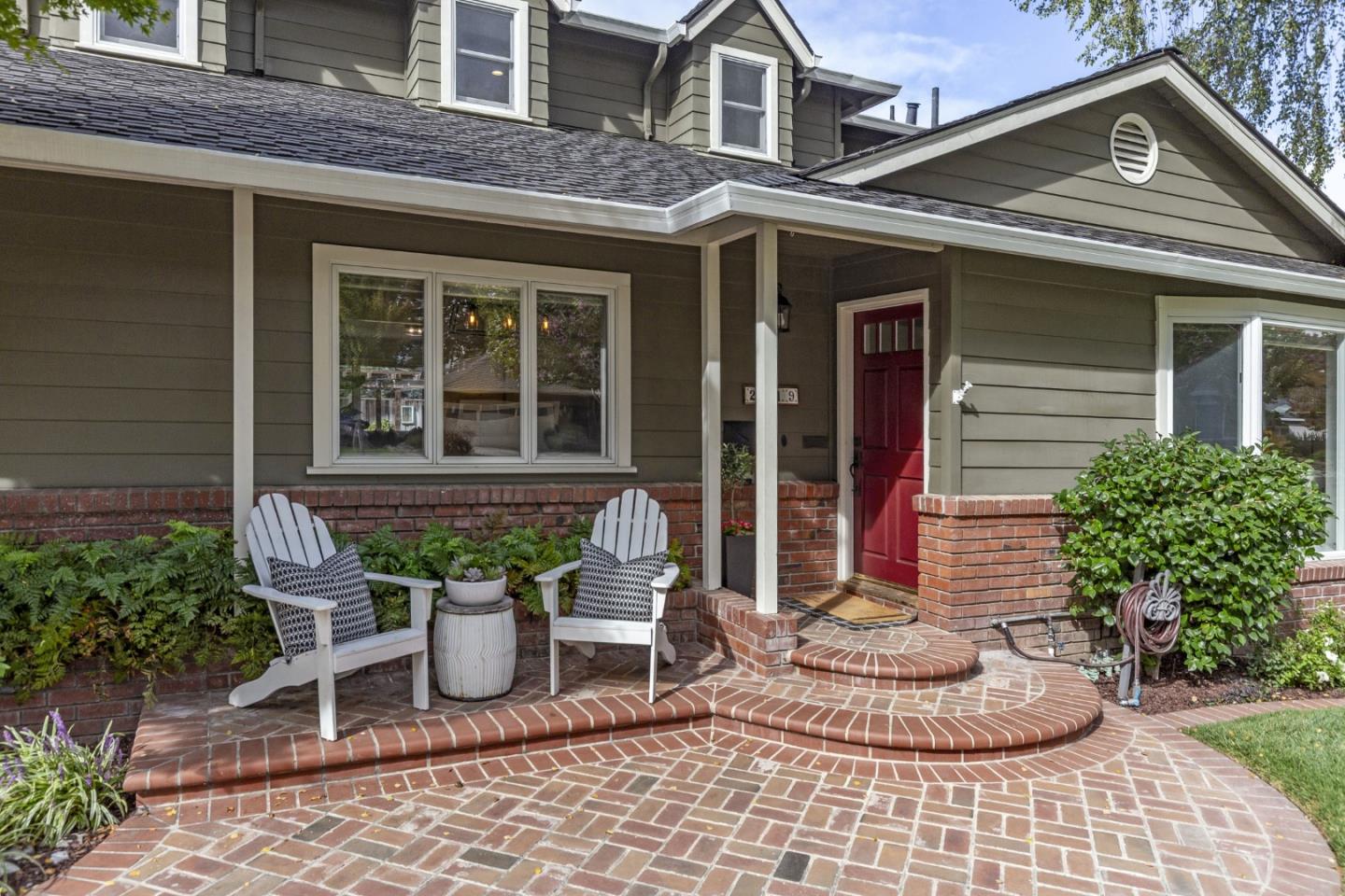 Detail Gallery Image 6 of 42 For 2119 Harmil Way, San Jose,  CA 95125 - 4 Beds | 3/1 Baths
