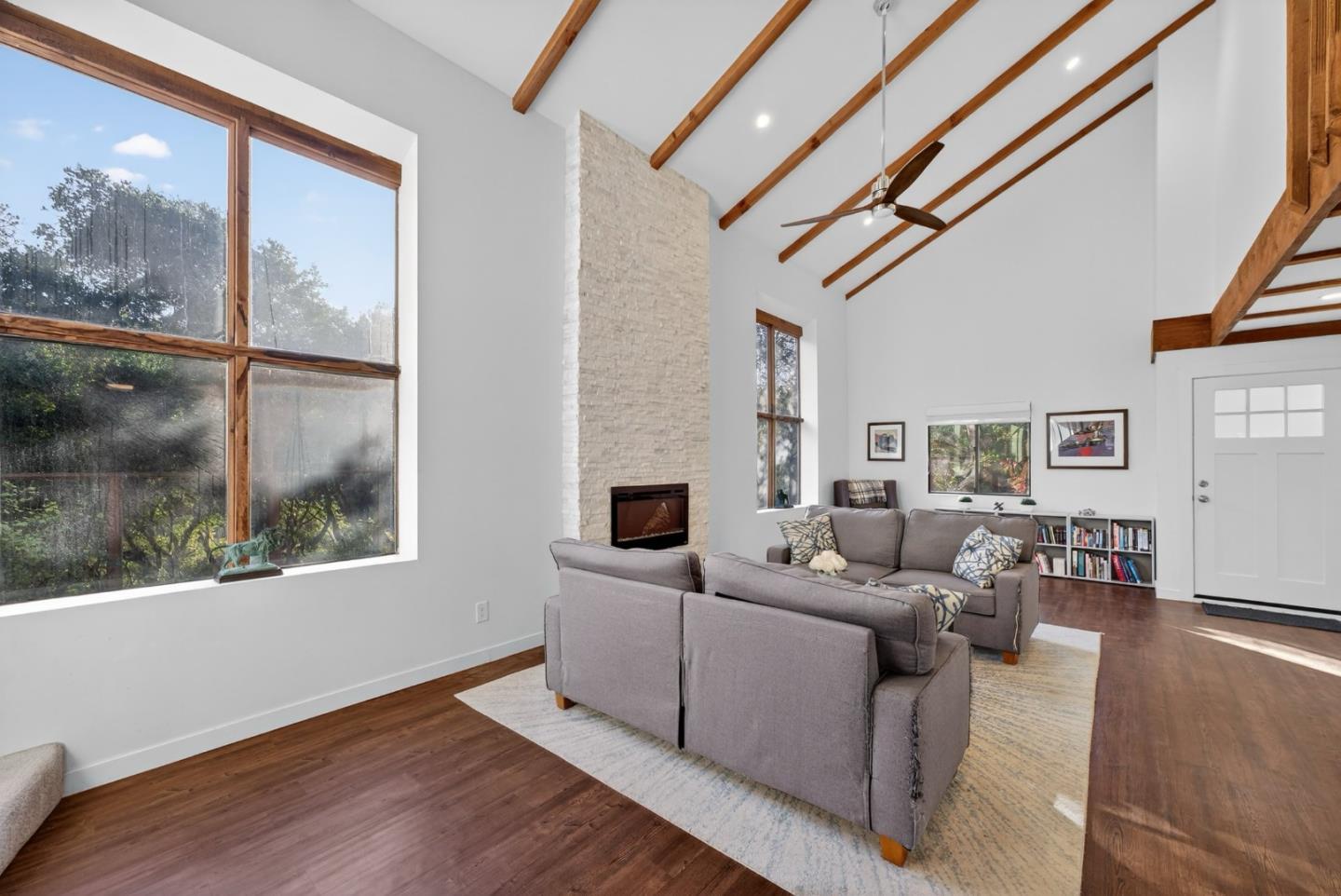 Detail Gallery Image 13 of 40 For 18869 Rea Ave, Aromas,  CA 95004 - 3 Beds | 3 Baths