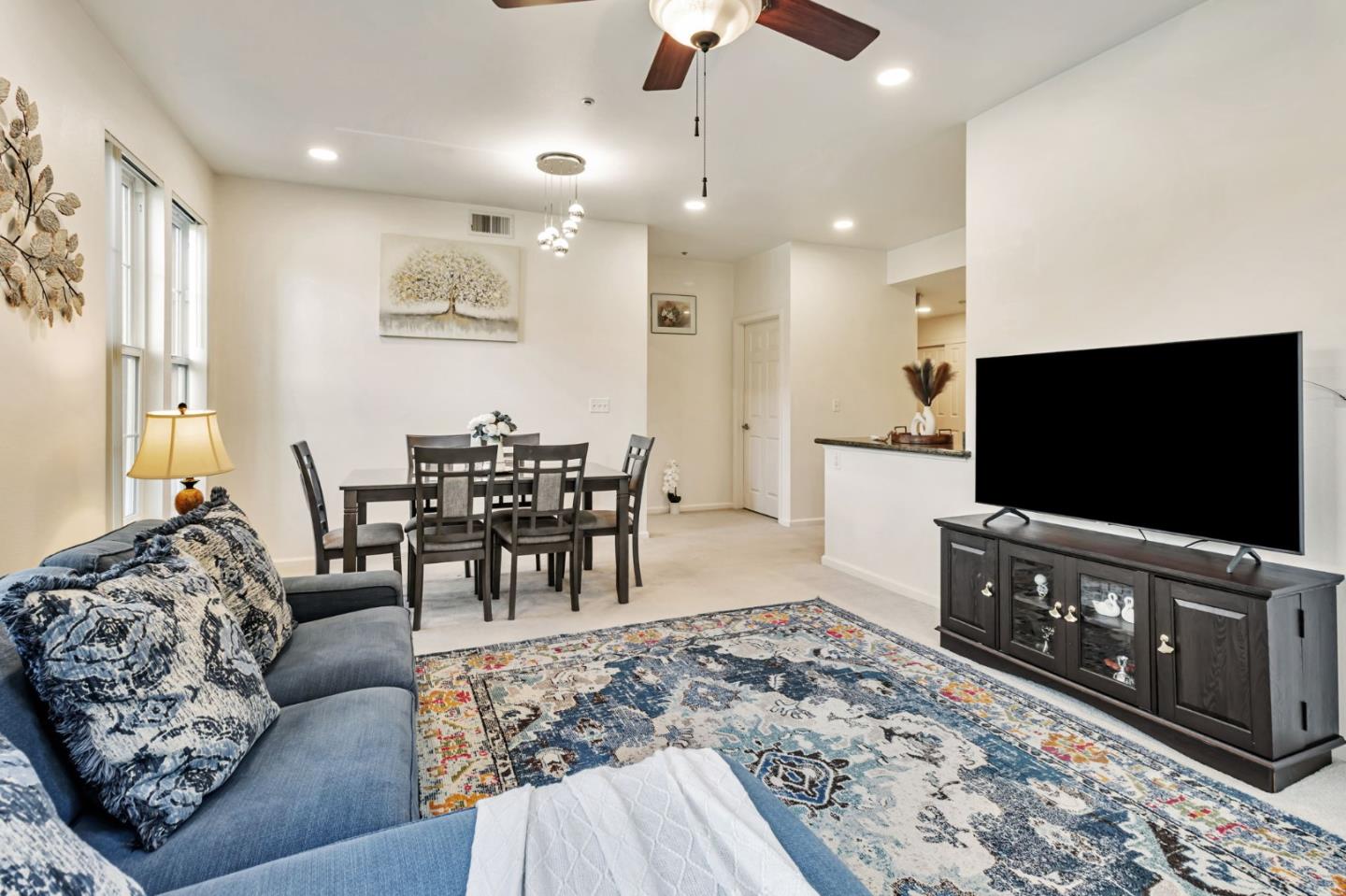 Detail Gallery Image 9 of 32 For 1550 Technology Dr #1072,  San Jose,  CA 95110 - 2 Beds | 2 Baths