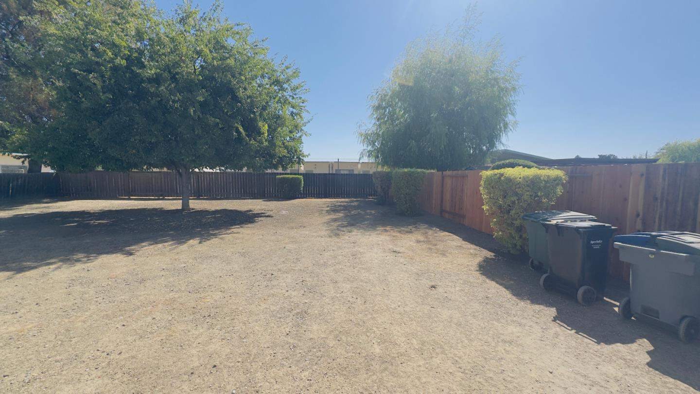 Detail Gallery Image 26 of 49 For 1440 Norman Dr, Sunnyvale,  CA 94087 - 2 Beds | 1 Baths