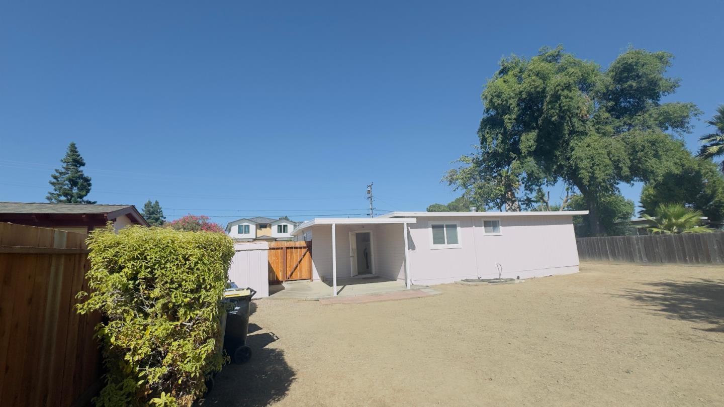 Detail Gallery Image 7 of 49 For 1440 Norman Dr, Sunnyvale,  CA 94087 - 2 Beds | 1 Baths