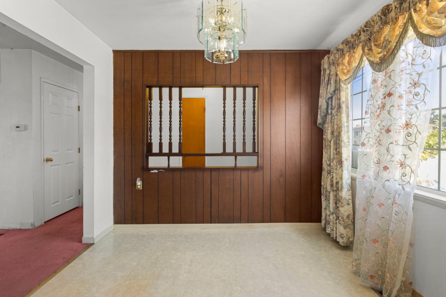 Detail Gallery Image 14 of 40 For 1949 Lincoln St, Seaside,  CA 93955 - 3 Beds | 2 Baths