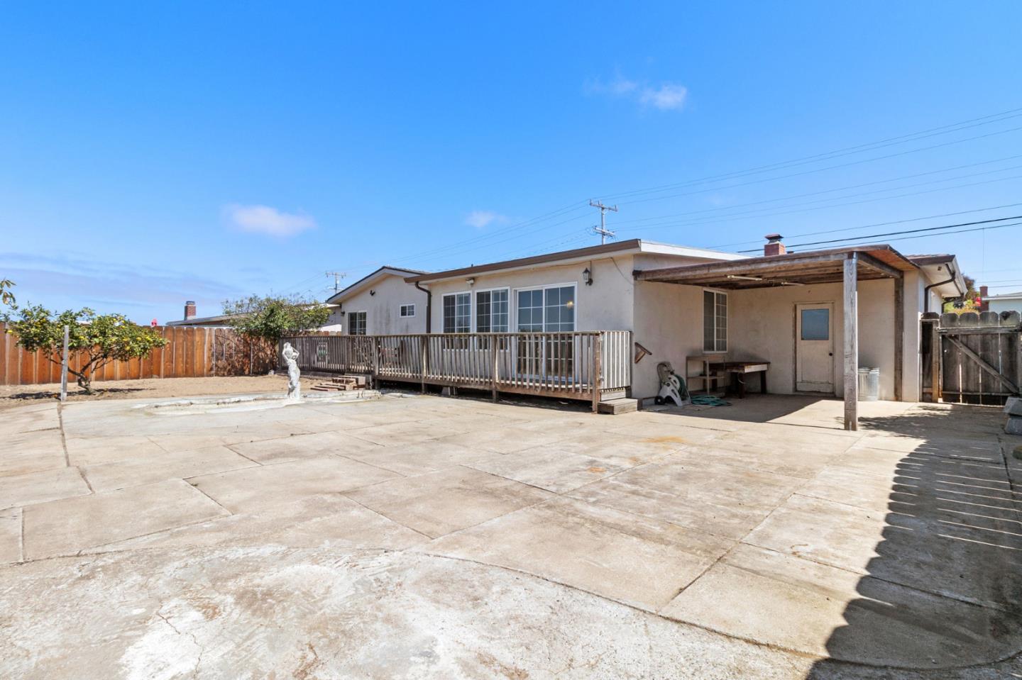 Detail Gallery Image 28 of 40 For 1949 Lincoln St, Seaside,  CA 93955 - 3 Beds | 2 Baths