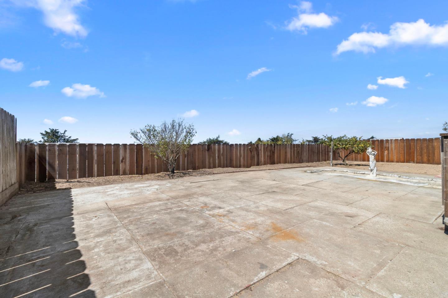 Detail Gallery Image 30 of 40 For 1949 Lincoln St, Seaside,  CA 93955 - 3 Beds | 2 Baths