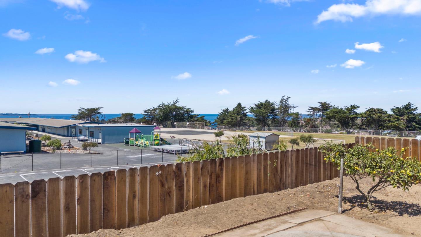 Detail Gallery Image 32 of 40 For 1949 Lincoln St, Seaside,  CA 93955 - 3 Beds | 2 Baths
