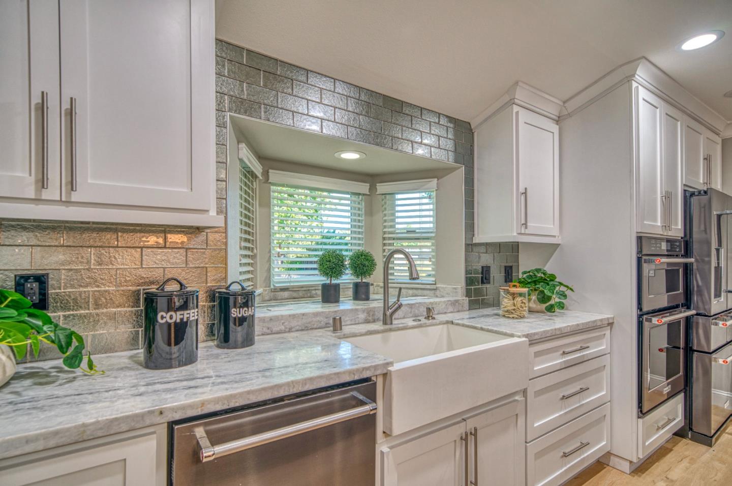 Detail Gallery Image 14 of 82 For 2425 Briarwood Dr, San Jose,  CA 95125 - 6 Beds | 4 Baths