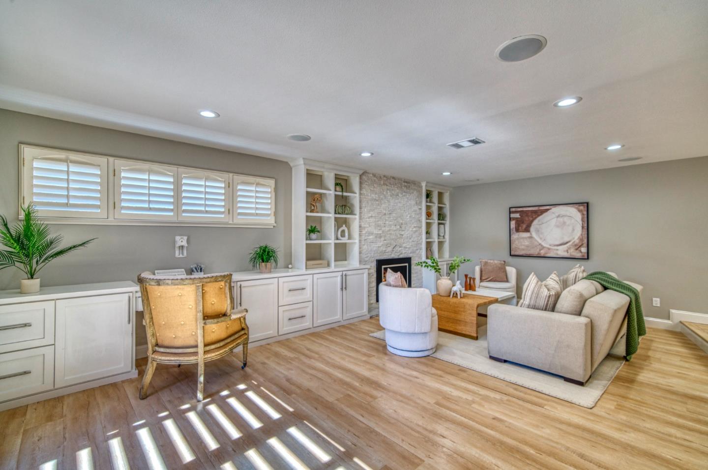 Detail Gallery Image 18 of 82 For 2425 Briarwood Dr, San Jose,  CA 95125 - 6 Beds | 4 Baths
