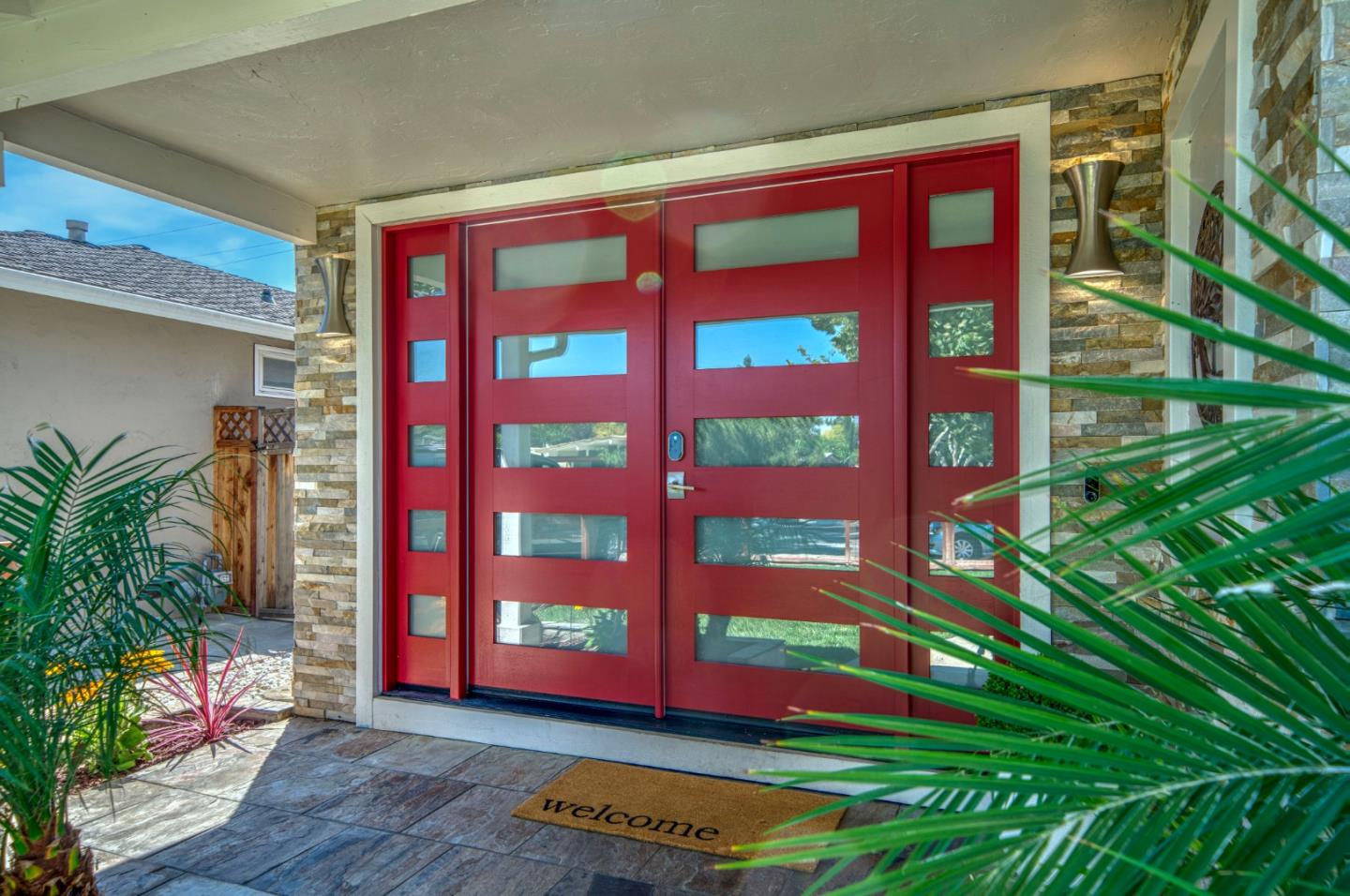 Detail Gallery Image 4 of 82 For 2425 Briarwood Dr, San Jose,  CA 95125 - 6 Beds | 4 Baths