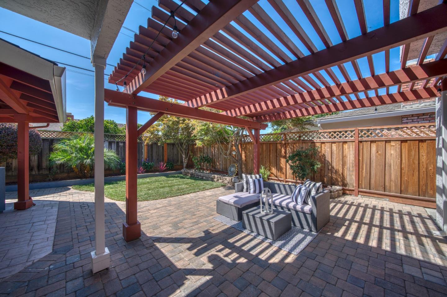 Detail Gallery Image 54 of 82 For 2425 Briarwood Dr, San Jose,  CA 95125 - 6 Beds | 4 Baths