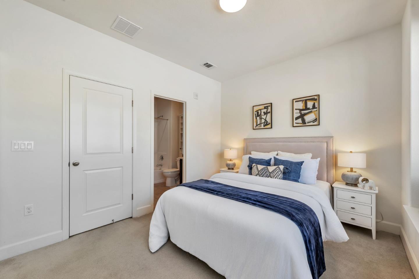 Detail Gallery Image 26 of 38 For 134 Maidenhair Ter, Sunnyvale,  CA 94086 - 2 Beds | 2/1 Baths
