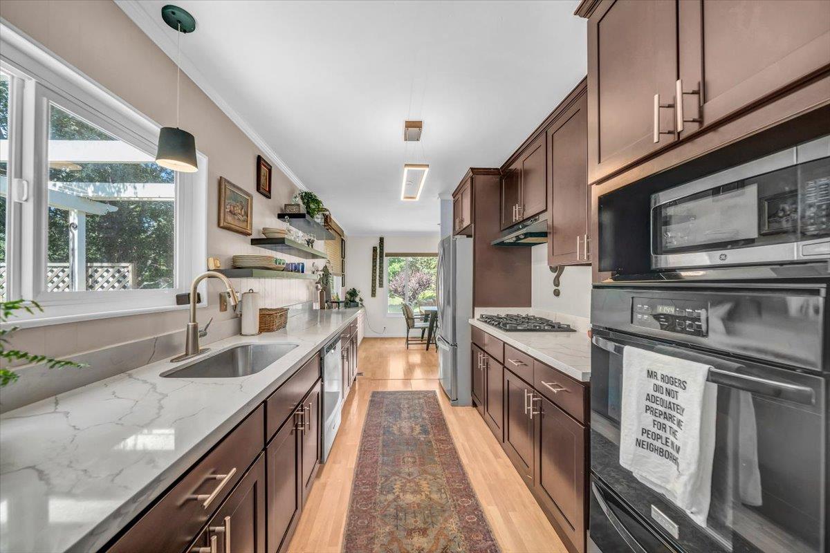 Detail Gallery Image 4 of 36 For 552 Bean Creek Rd #37,  Scotts Valley,  CA 95066 - 2 Beds | 2 Baths