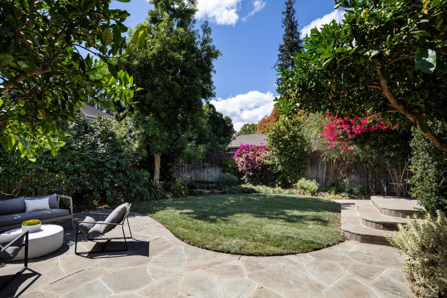 Detail Gallery Image 13 of 13 For 1632 Mariposa Ave, Palo Alto,  CA 94306 - 4 Beds | 2/1 Baths