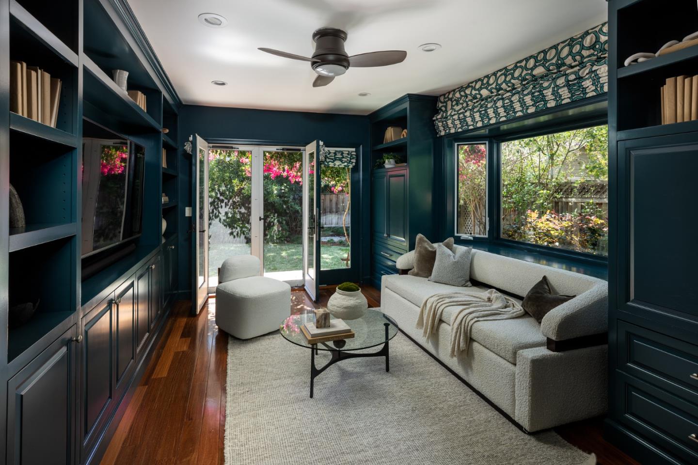 Detail Gallery Image 6 of 13 For 1632 Mariposa Ave, Palo Alto,  CA 94306 - 4 Beds | 2/1 Baths