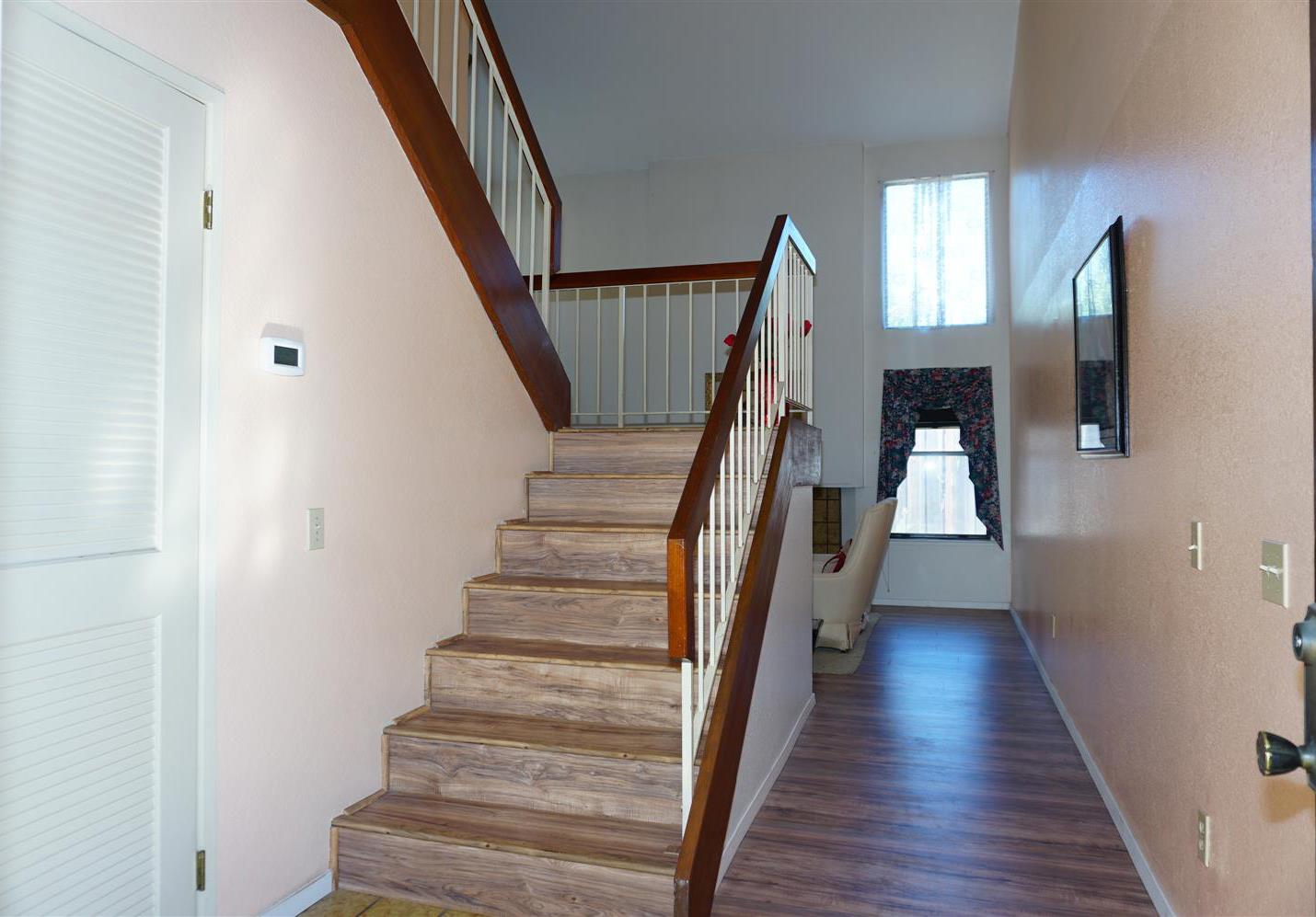 Detail Gallery Image 18 of 36 For 4733 Lago Vista Cir, San Jose,  CA 95129 - 3 Beds | 2/1 Baths