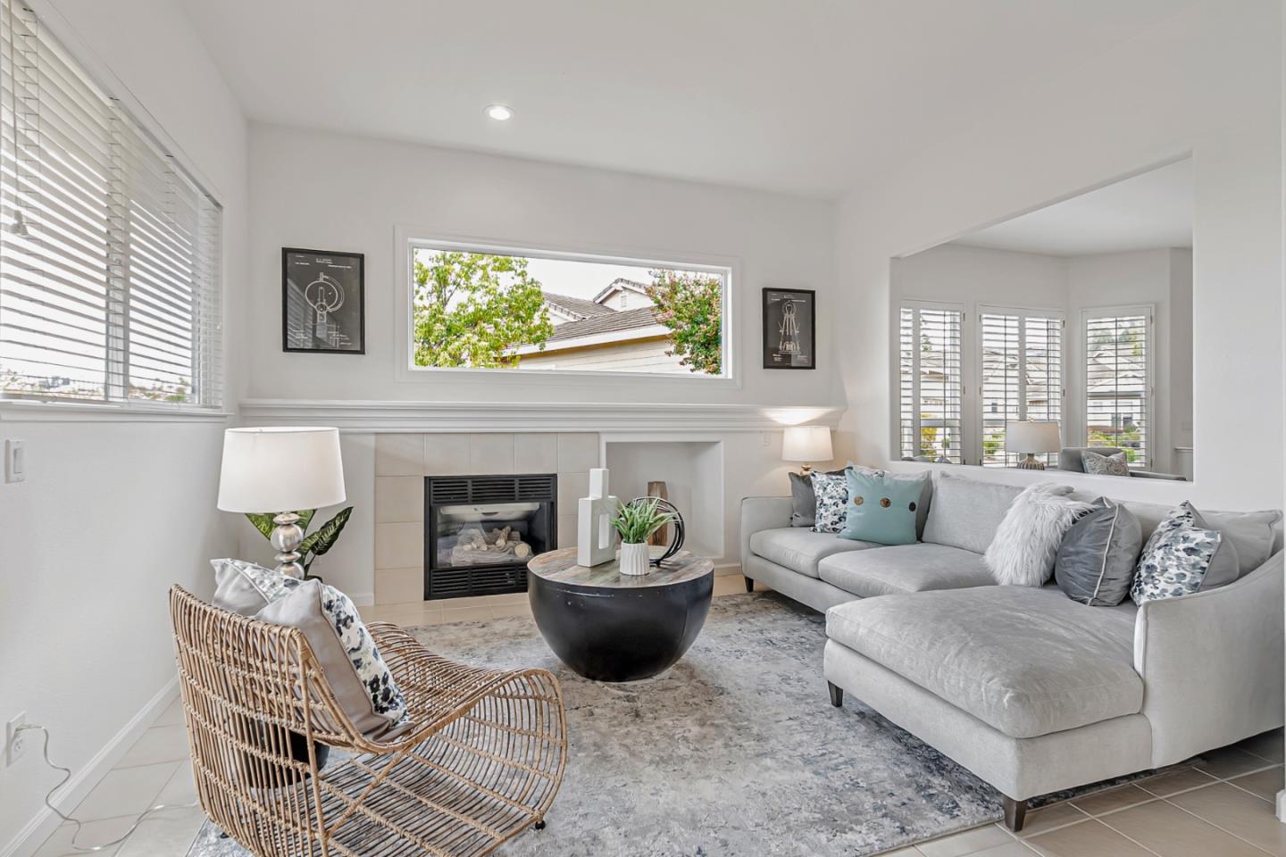 Detail Gallery Image 15 of 60 For 2051 Folle Blanche Dr, San Jose,  CA 95135 - 3 Beds | 3 Baths