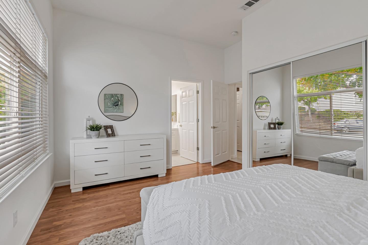 Detail Gallery Image 31 of 60 For 2051 Folle Blanche Dr, San Jose,  CA 95135 - 3 Beds | 3 Baths