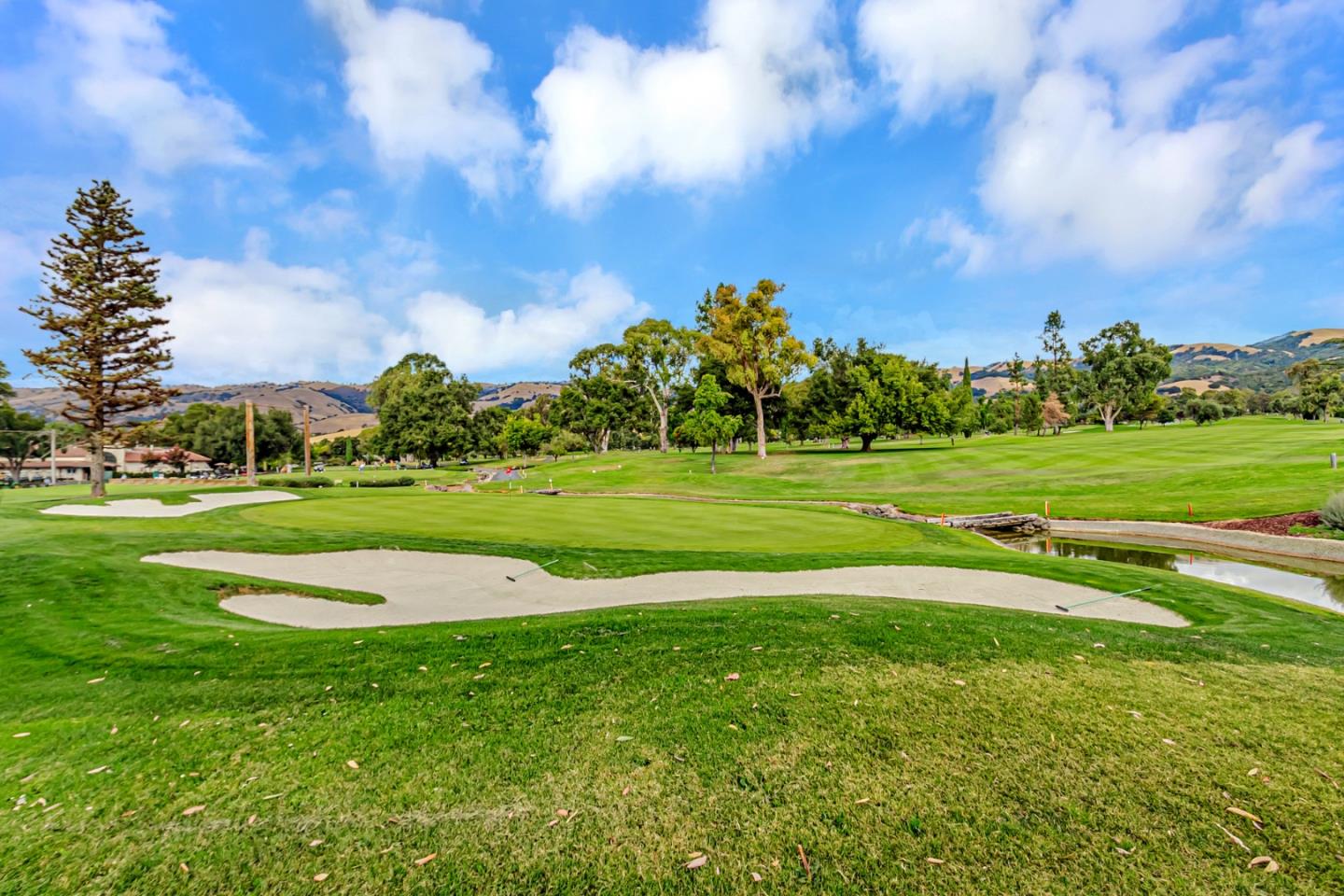 Detail Gallery Image 53 of 60 For 2051 Folle Blanche Dr, San Jose,  CA 95135 - 3 Beds | 3 Baths