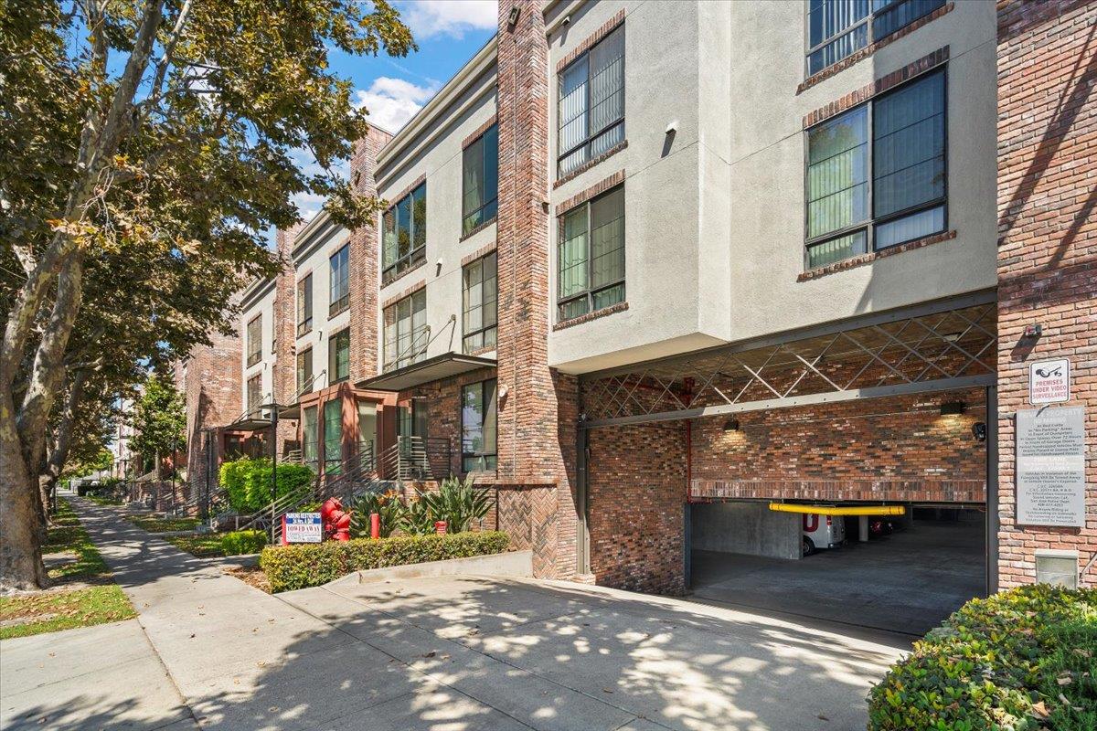 Detail Gallery Image 3 of 25 For 1060 S 3rd St #179,  San Jose,  CA 95112 - 1 Beds | 1 Baths