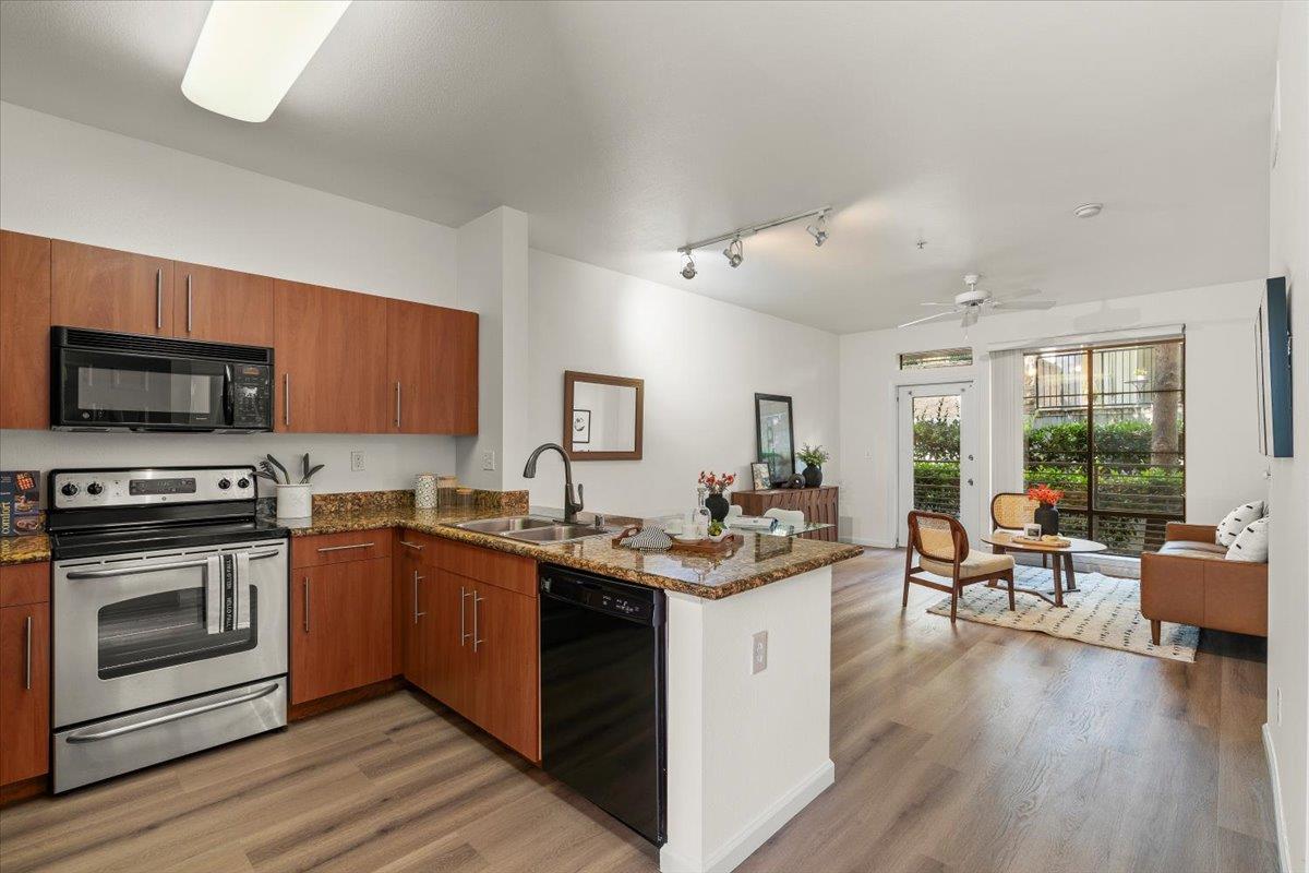 Detail Gallery Image 7 of 25 For 1060 S 3rd St #179,  San Jose,  CA 95112 - 1 Beds | 1 Baths