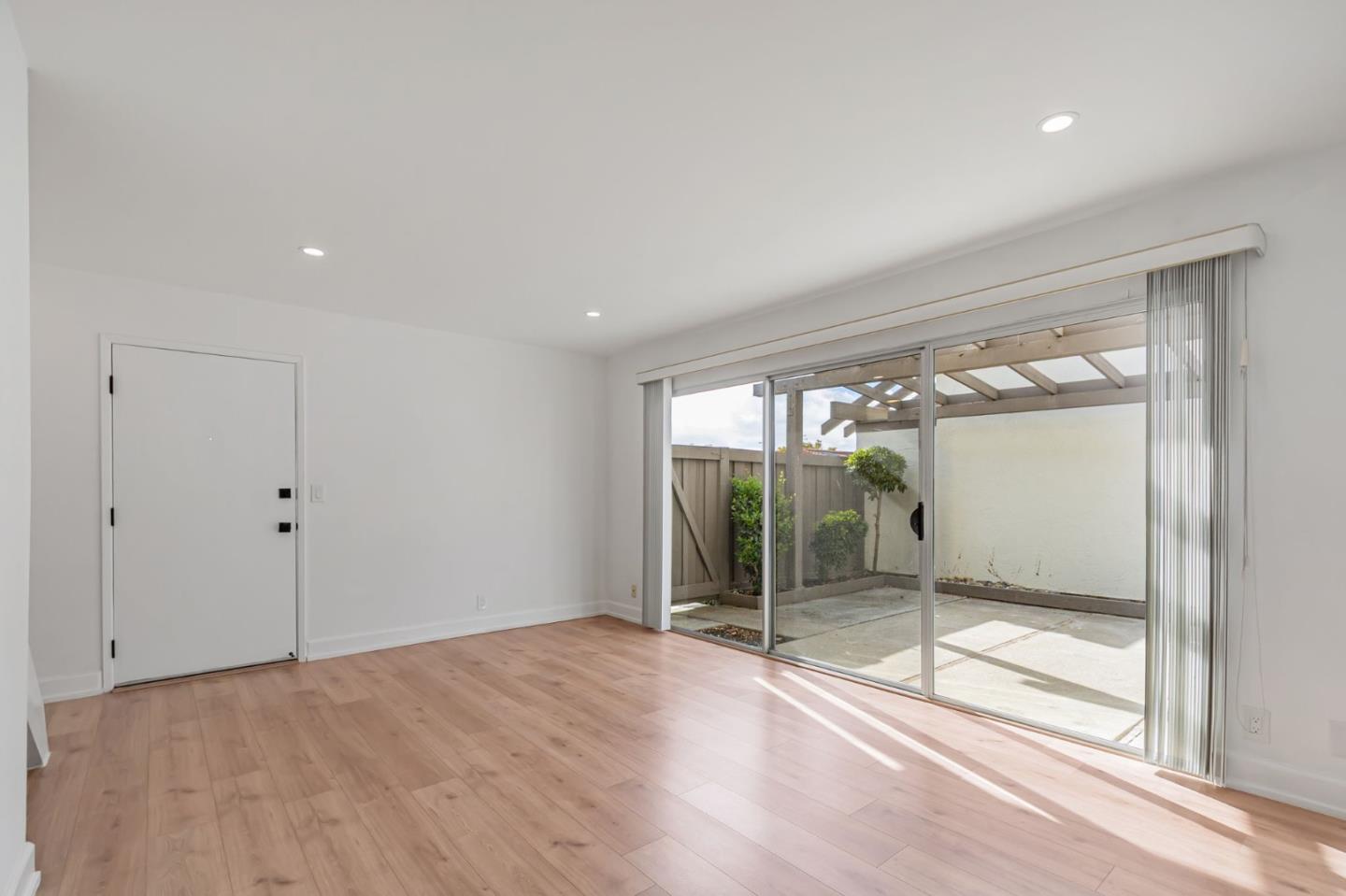 Detail Gallery Image 17 of 47 For 8064 Park Villa Cir, Cupertino,  CA 95014 - 3 Beds | 2 Baths