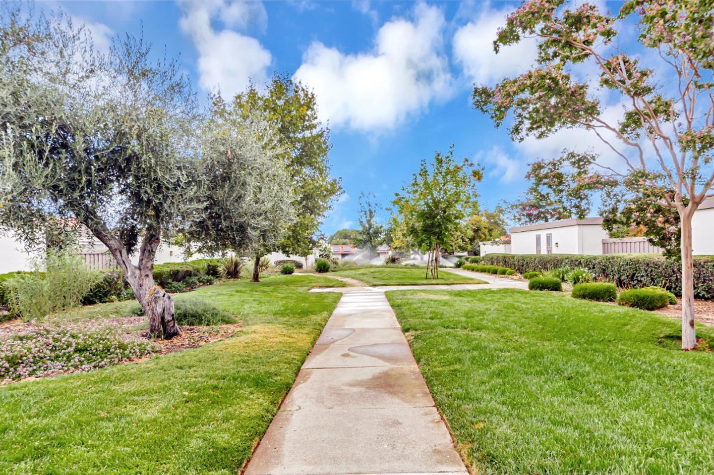 Detail Gallery Image 28 of 47 For 8064 Park Villa Cir, Cupertino,  CA 95014 - 3 Beds | 2 Baths