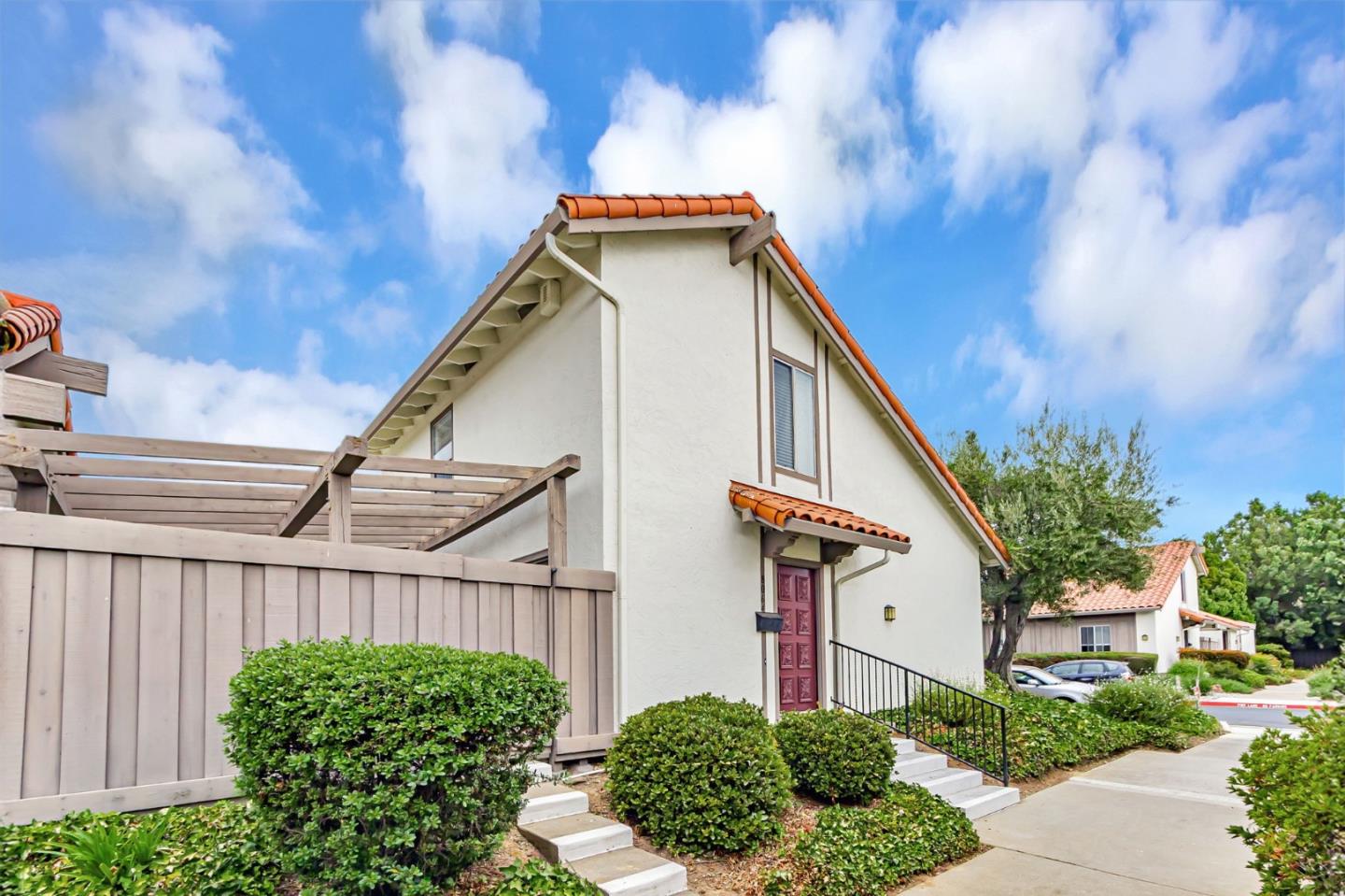 Detail Gallery Image 3 of 47 For 8064 Park Villa Cir, Cupertino,  CA 95014 - 3 Beds | 2 Baths