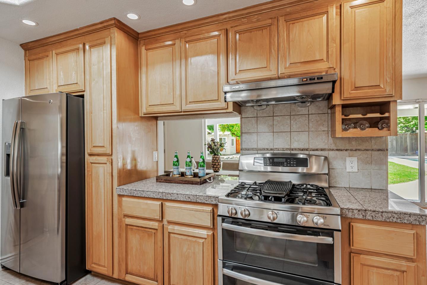 Detail Gallery Image 13 of 49 For 12035 Brookglen Dr, Saratoga,  CA 95070 - 5 Beds | 3/1 Baths