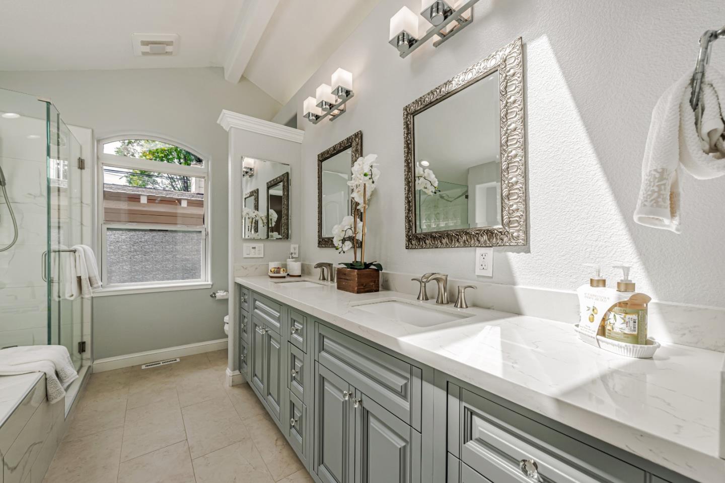 Detail Gallery Image 36 of 49 For 12035 Brookglen Dr, Saratoga,  CA 95070 - 5 Beds | 3/1 Baths
