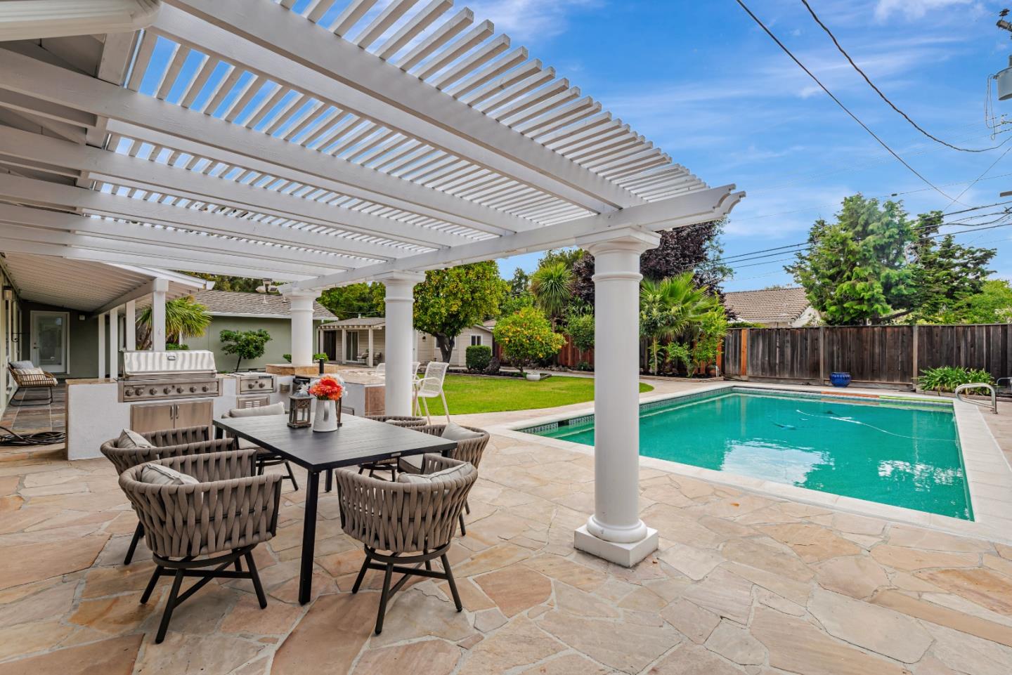 Detail Gallery Image 43 of 49 For 12035 Brookglen Dr, Saratoga,  CA 95070 - 5 Beds | 3/1 Baths