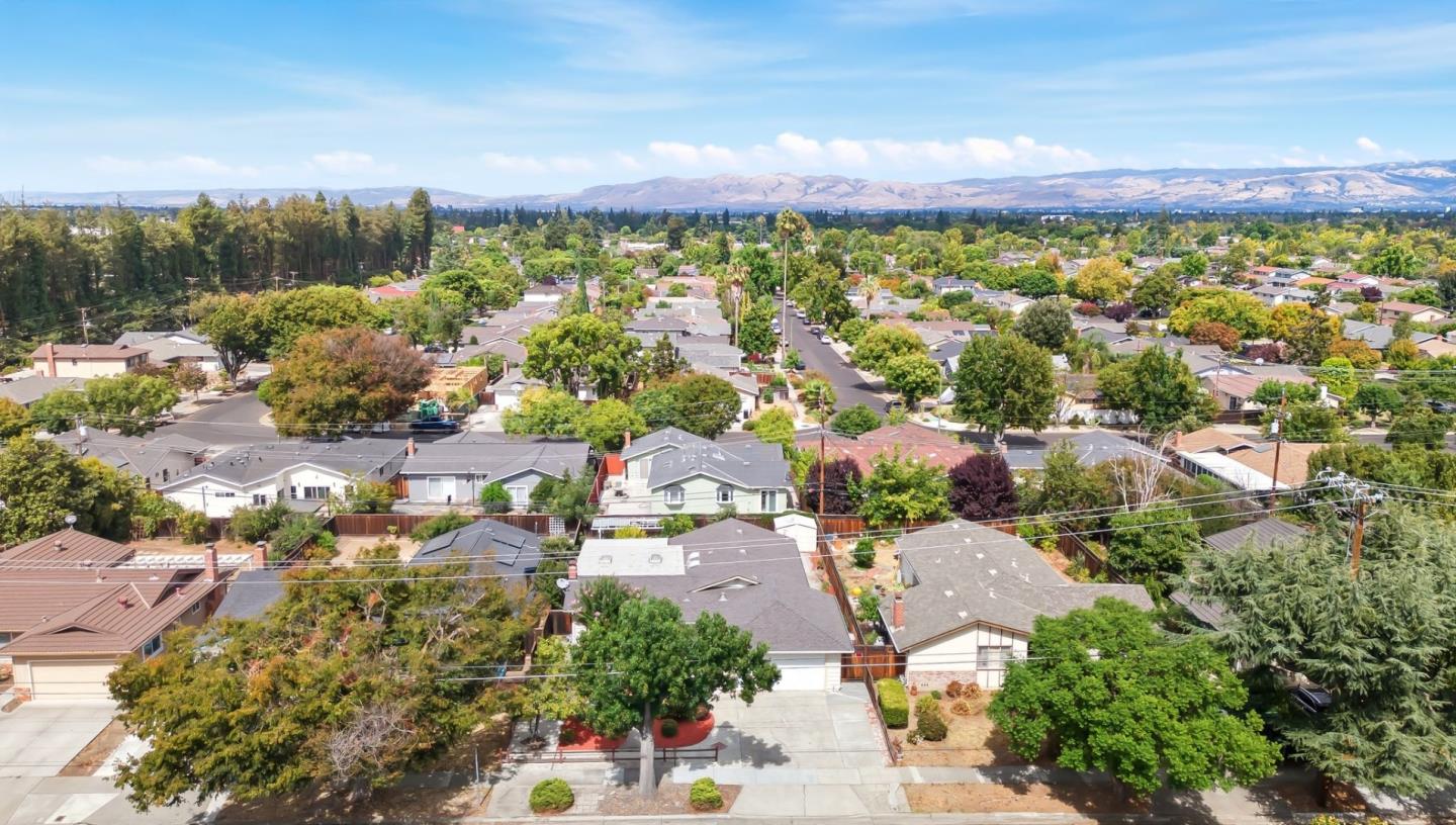 Detail Gallery Image 37 of 44 For 5187 Doyle Rd, San Jose,  CA 95129 - 3 Beds | 2 Baths