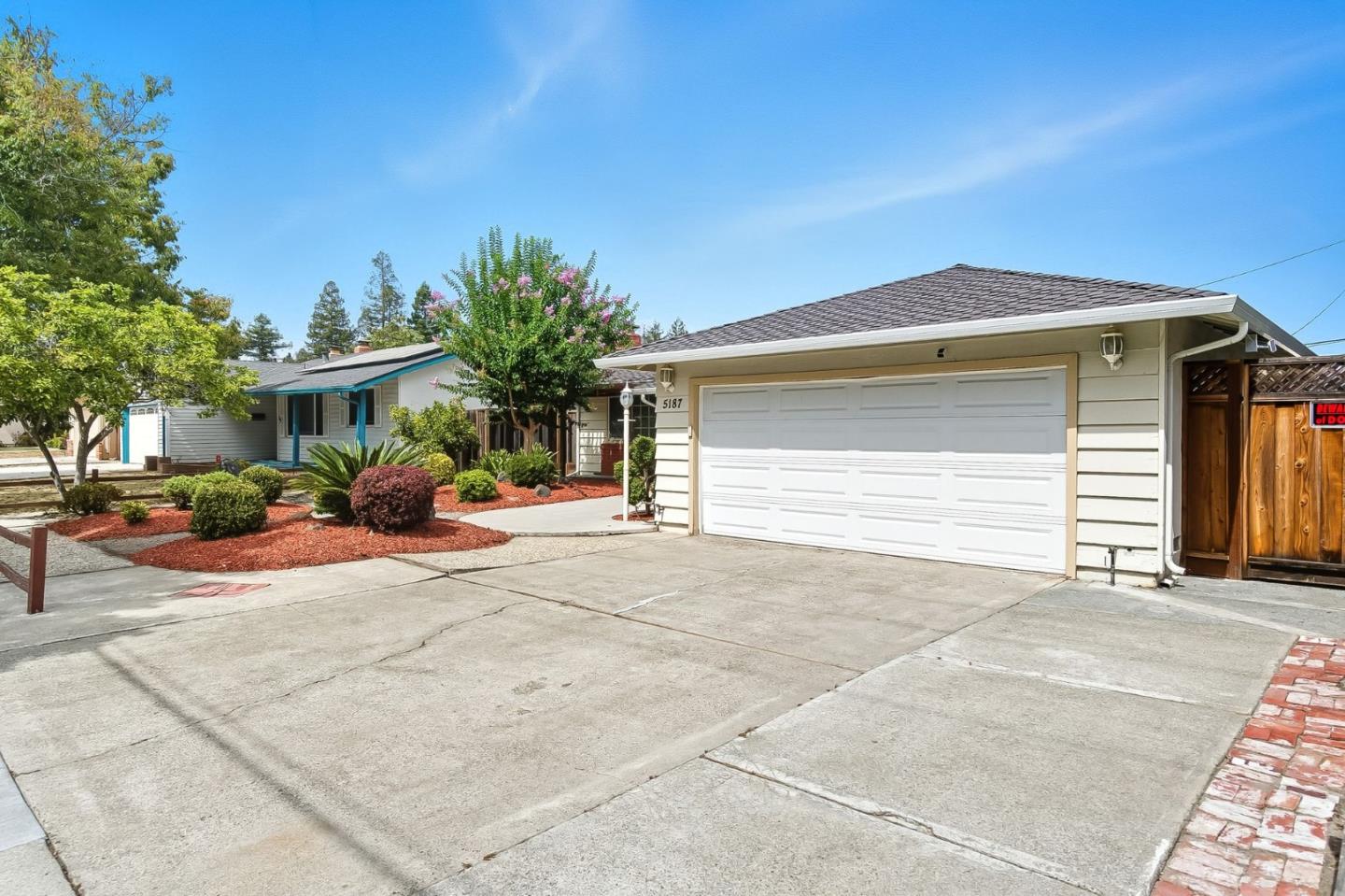 Detail Gallery Image 6 of 44 For 5187 Doyle Rd, San Jose,  CA 95129 - 3 Beds | 2 Baths