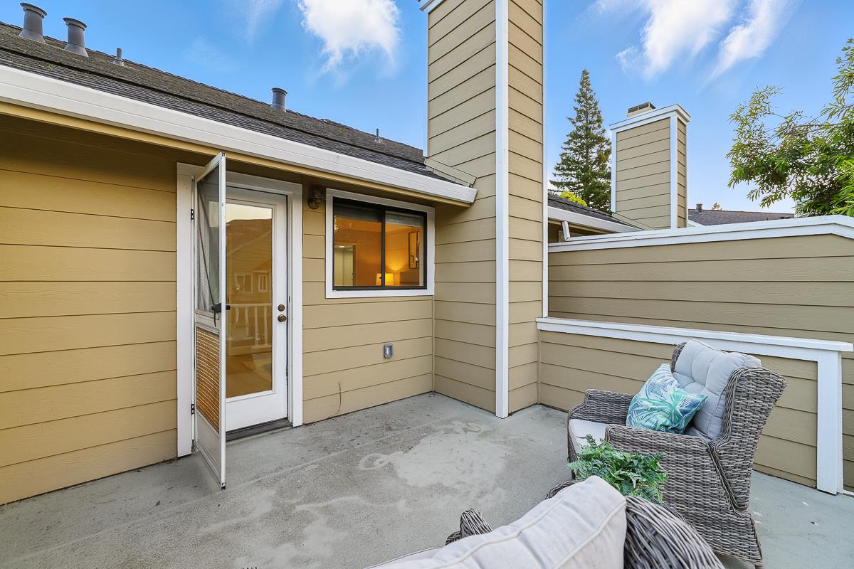 Detail Gallery Image 27 of 30 For 181 Ada Ave #14,  Mountain View,  CA 94043 - 2 Beds | 2/1 Baths