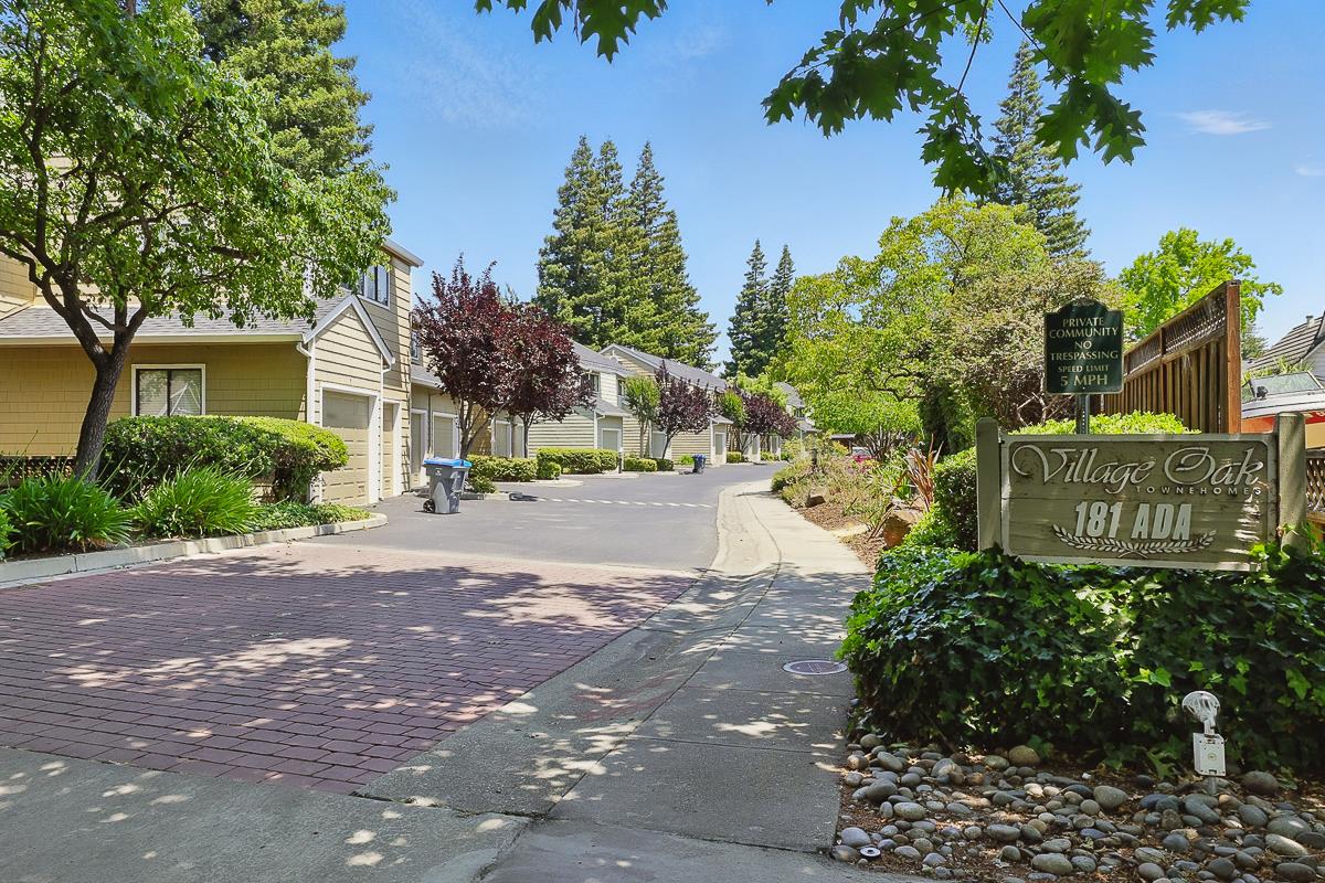 Detail Gallery Image 28 of 30 For 181 Ada Ave #14,  Mountain View,  CA 94043 - 2 Beds | 2/1 Baths