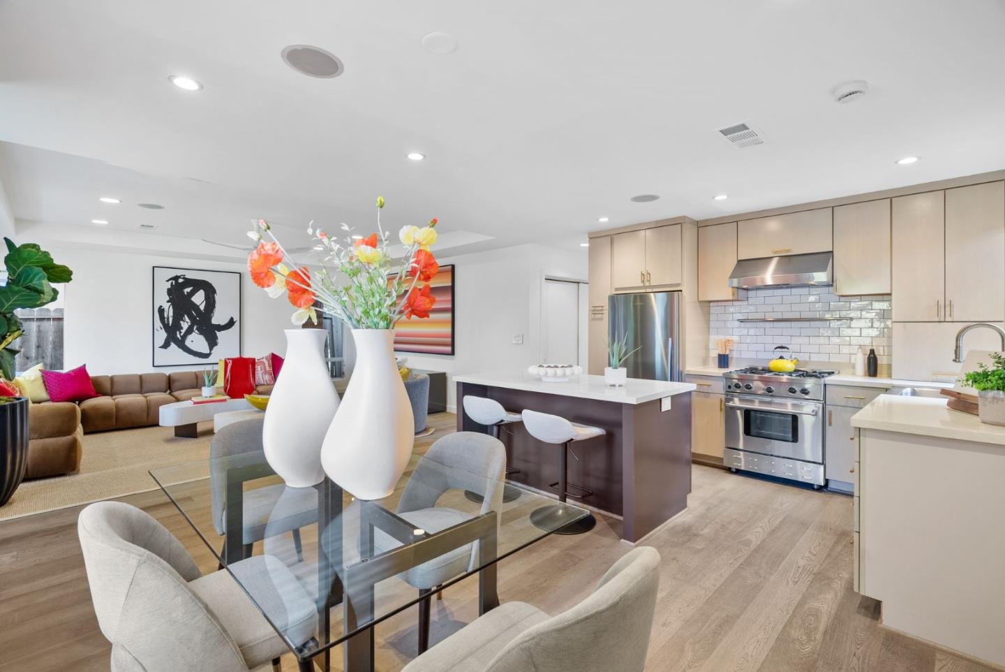 Detail Gallery Image 20 of 43 For 645 Maybell Ave a,  Palo Alto,  CA 94306 - 3 Beds | 2 Baths
