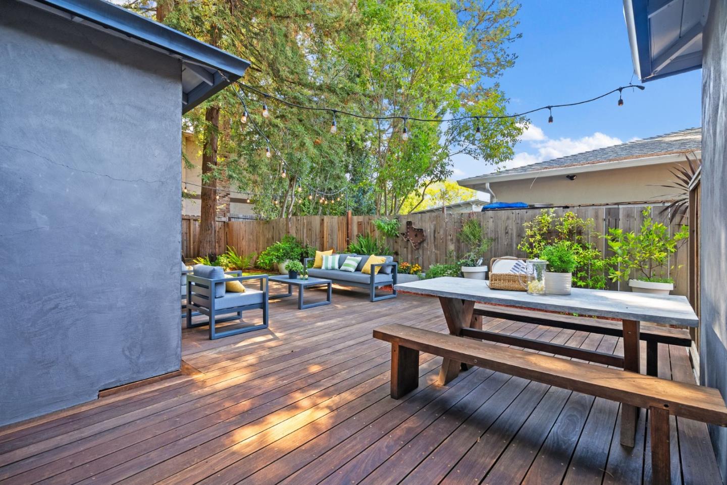 Detail Gallery Image 38 of 43 For 645 Maybell Ave a,  Palo Alto,  CA 94306 - 3 Beds | 2 Baths