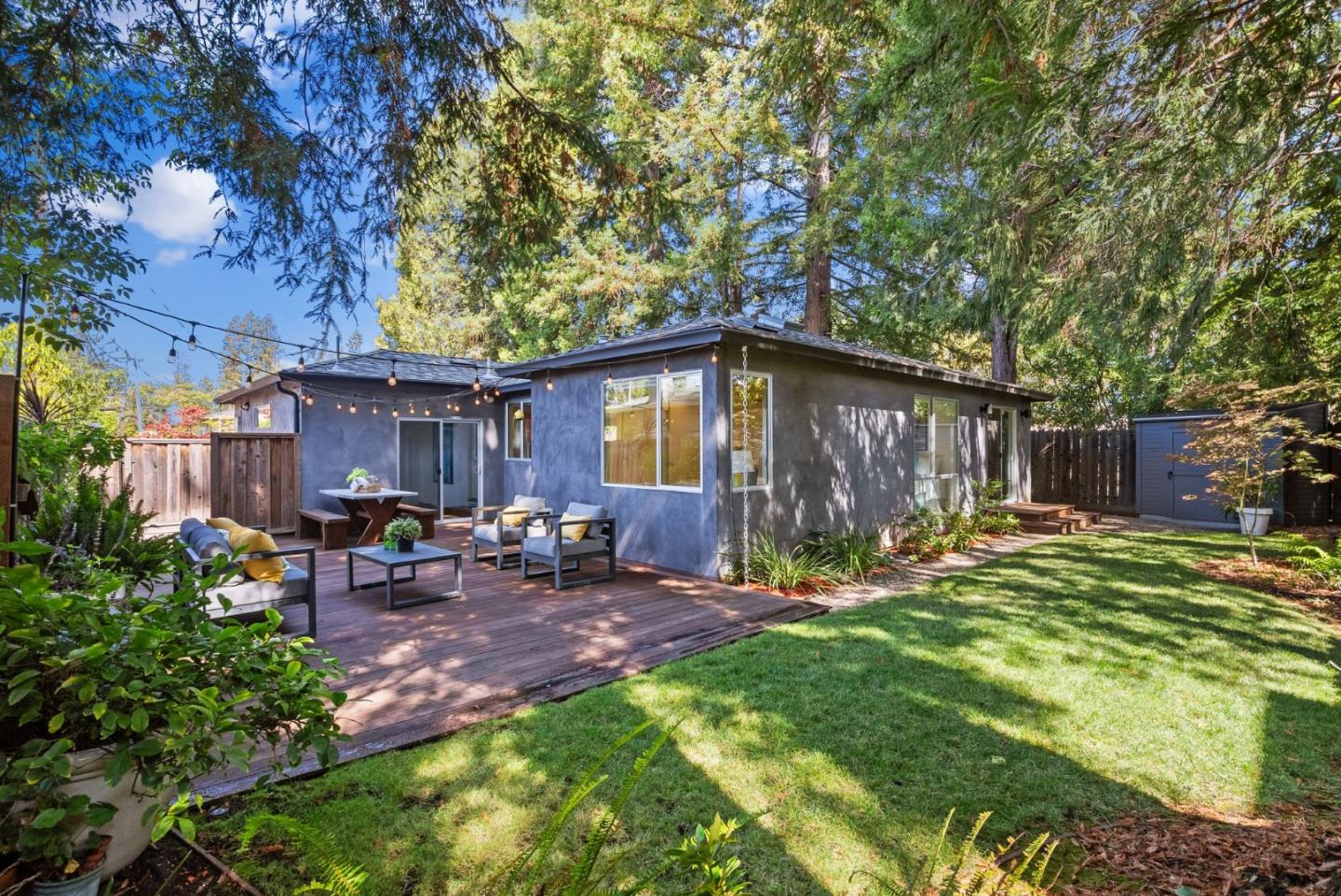 Detail Gallery Image 41 of 43 For 645 Maybell Ave a,  Palo Alto,  CA 94306 - 3 Beds | 2 Baths